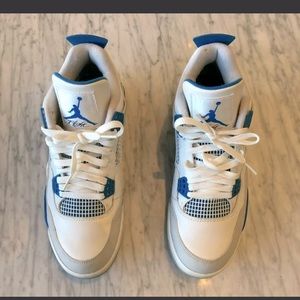 Air Jordan 4 military Blue